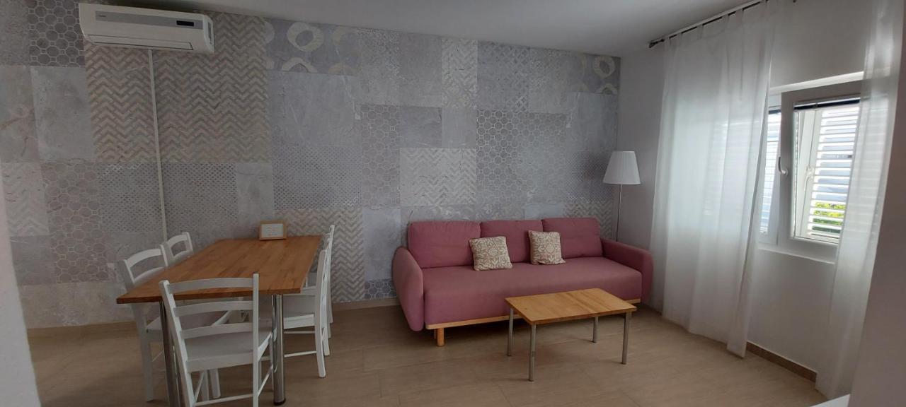 Apartman Raus Sabunike Привлака Экстерьер фото